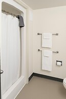 Residence & Conference Centre-Brockville