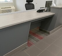 Residence & Conference Centre-Brockville
