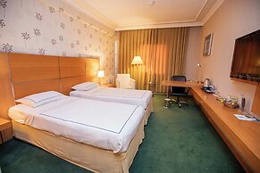 Anemon Grand Manisa Hotel