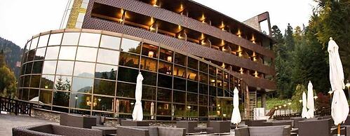 Lux Garden Hotel