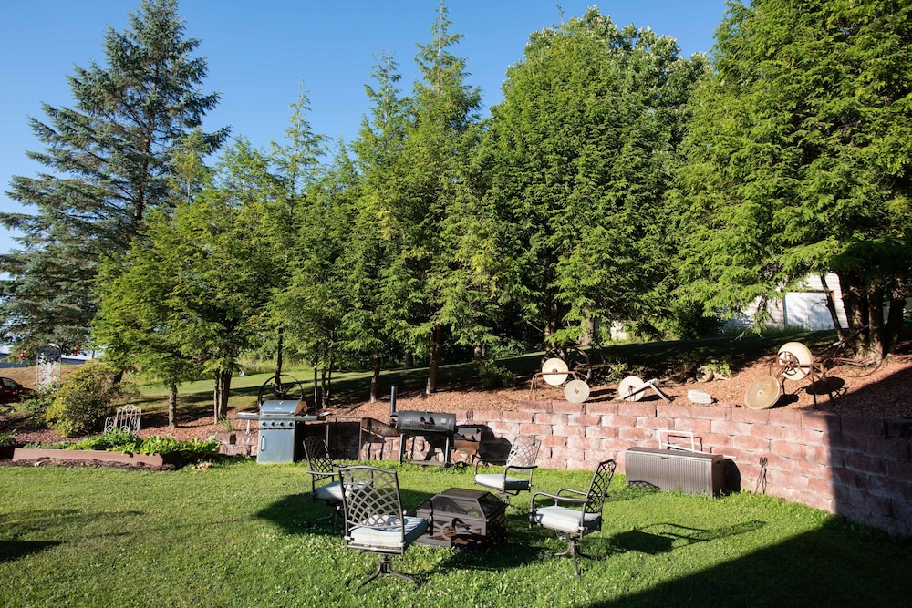 Blue Spruce Motel