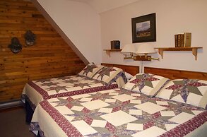 Crandell Mountain Lodge