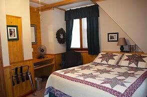 Crandell Mountain Lodge