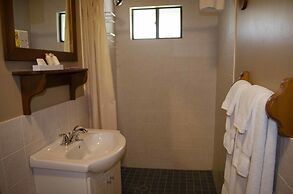Crandell Mountain Lodge