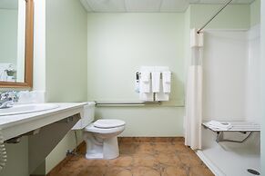 Service Plus Inns and Suites Calgary