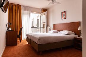 Ambassador City Centre Hotel