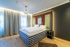 Adler Suite & Stube
