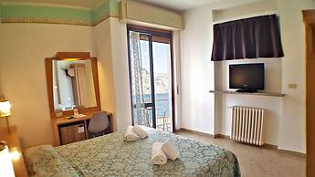 Hotel Eden