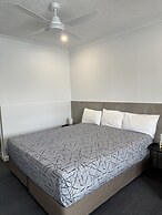 Longreach Motor Inn