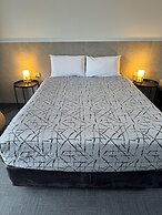 Longreach Motor Inn