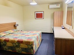 Opal Inn Hotel Motel