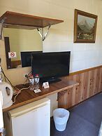Opal Inn Hotel Motel