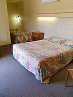 Opal Inn Hotel Motel