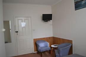 Hobart Tower Motel