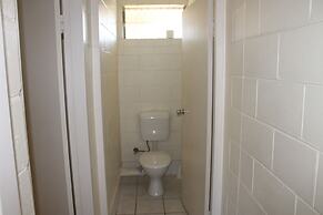 Oasis Inn Cairns