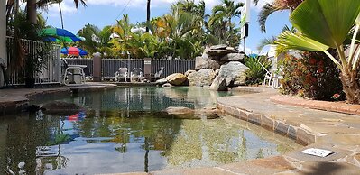 Reef Palms Motel