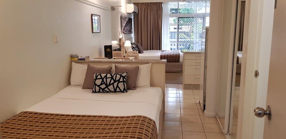 Reef Palms Motel