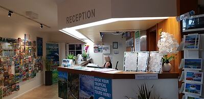 Reef Palms Motel