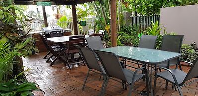 Reef Palms Motel