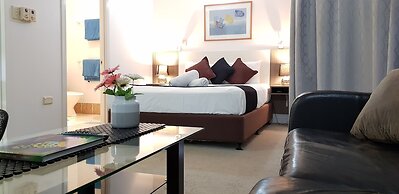 Reef Palms Motel