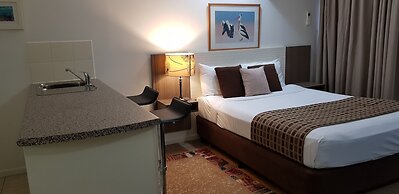 Reef Palms Motel