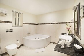 Aldovia Resort & Convention