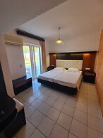 Corali Hotel