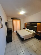 Corali Hotel