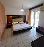 Corali Hotel