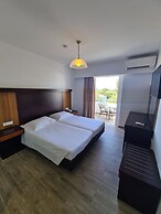 Corali Hotel