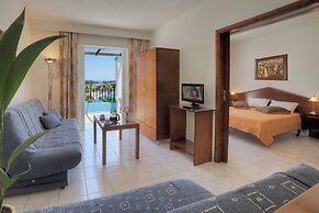 Corali Hotel