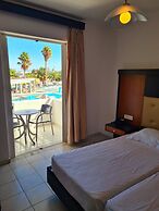 Corali Hotel