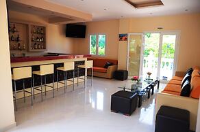Penelope Hotel