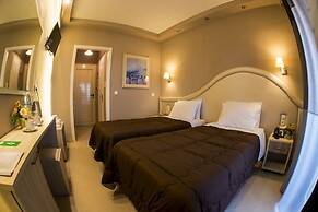 Penelope Hotel
