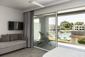 Acharavi Beach Hotel