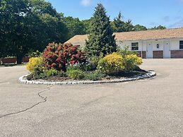 Aquastar Inn