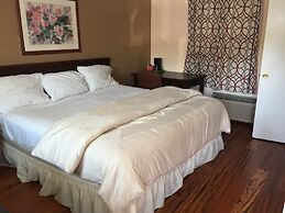 Aquastar Inn