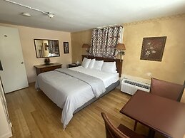 Aquastar Inn