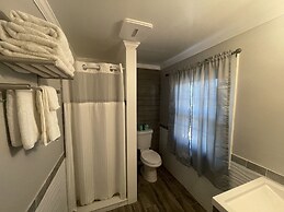 Aquastar Inn