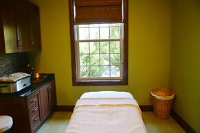 RiverStone Condo Resort & Spa