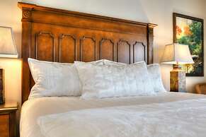 RiverStone Condo Resort & Spa