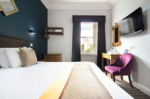 Applewood Hotel