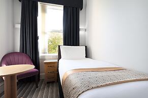 Applewood Hotel