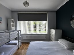 Applewood Hotel