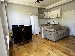 Applewood Hotel