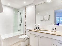 Noosa Crest