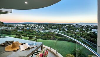 Noosa Crest