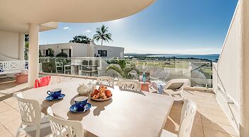 Noosa Crest