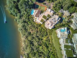 Noosa Crest