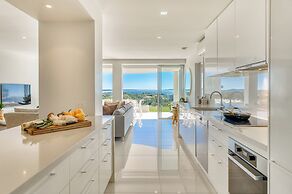 Noosa Crest